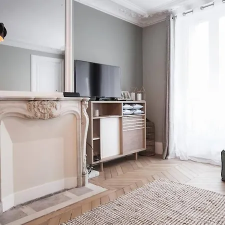 Amazing 6 Pax Place Near Opera Paris
