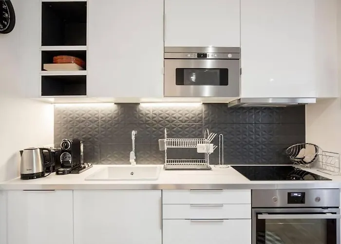Amazing 6 Pax Place Near Opera Διαμέρισμα *